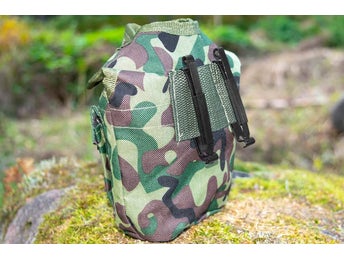 US Army Style Water Bottle Cover With ALICE Keeper Clips, Woodland Vattenflaska