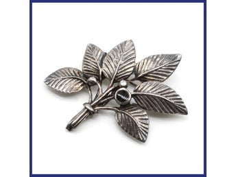 Brosch, 925 silver, lövmotiv (vikt 7,9g)