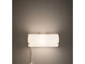 IKEA V1013 Vägglampa