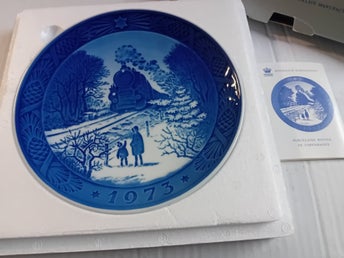 ROYAL COPENHAGEN JULTALLRIK 1973 18 CM I DIAMETER FINT SKICK