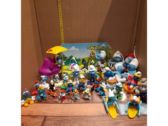 Stor samling Smurfar figurer och mjukdjur