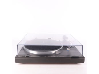 Technics SL-303 Skivspelare