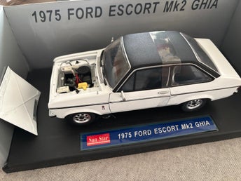 Ford Escort Mk2 Ghia 1975
