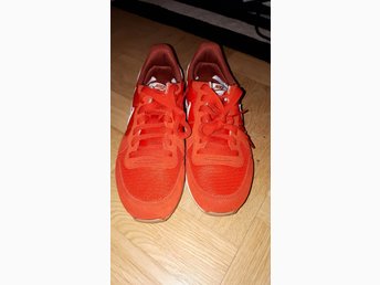 nike internationalist 38