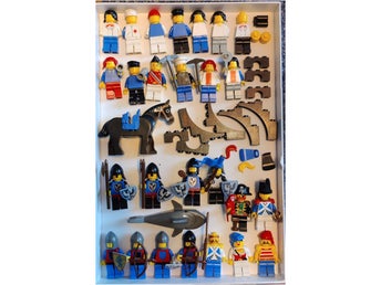LEGO Minifigs Pirates + Castle + Town