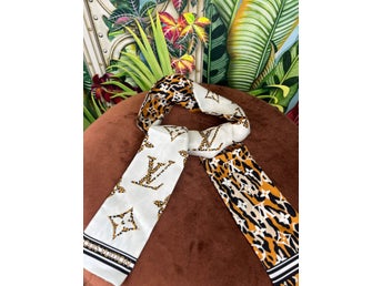 Louis Vuitton twilly jungle, JL333000131