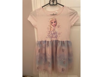 H&M ljusrosa klänning, storlek 122/128