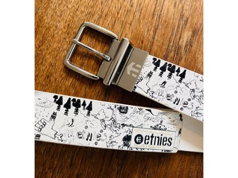 Etnies vitt bä
