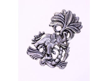 Vintage silver-tone metal elephant brooch circa 1950s/1960s (Weight: 16. )