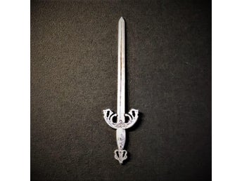 Miniatyr gladiatorsvärd värja silver tittskåp dockskåp dockhus 1:12