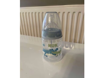 NUK nappflaska från 0 månader