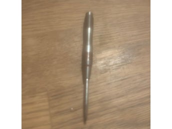 Darts-pilar i metall
