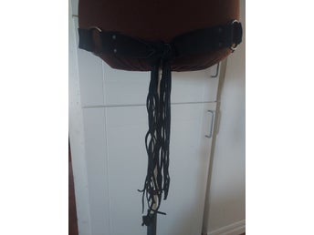 Skärp SVART Mocka Western Lajv Western Hippie Midja108 cm