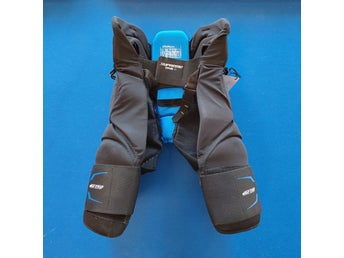 Bauer Supreme One.8 Junior hockeybyxor - Storlek XL