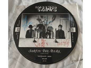 The Cramps - Surfin' The Dark - 12