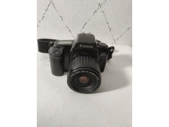 Canon EOS 1000F kamera med ett Canon EF 35-80mm objektiv