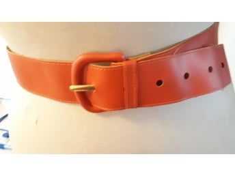 skärp TOMATRÖD vinyl 70-tal midja 63-75 cm