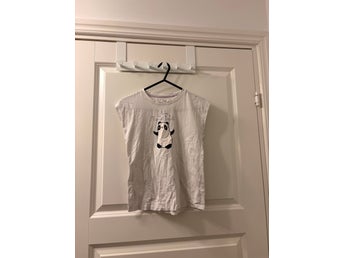t-shirt, storlek 122/128