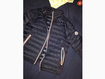 ᐈ Köp & sälj Moncler Kläder second hand på Tradera ᐈ Köp & sälj Moncler Kläder second hand på Tradera