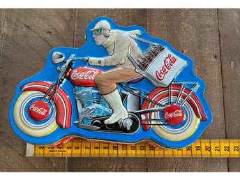 Plåtburk Coca-Cola formad som motorcykel Coca-Cola