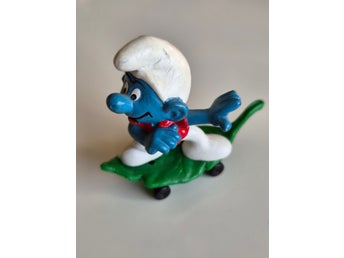 Smurf på skateboard 40204