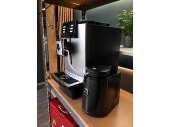 Jura X8 Kaffemaskin. 1 års garanti