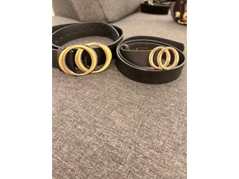 Två svarta bälten med dubbla ringar, Primark