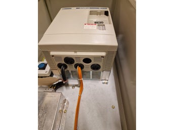 Skåp med Telemecanique / Schneider Frekvensomriktare mm