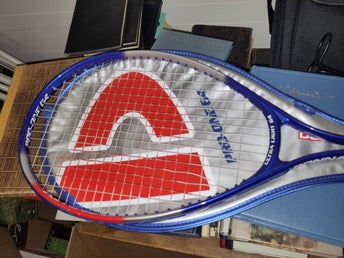 Donnay Pro-One 64 Ultra Light tennisracket med fodral