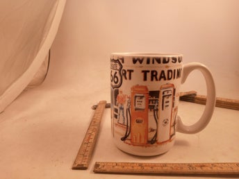 kaffe mugg route 66 med pickupp och bensinpumpar 14304