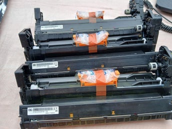 3 st OKI bildtrummor (2× svart, 1× gul) – C610/C711-serien, original