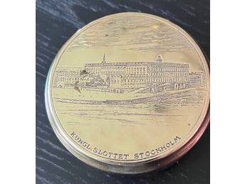 Stockholms slott Ask i mässing