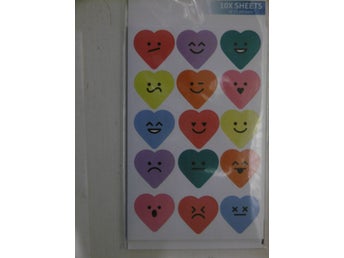 10 små ark stickers med hjärtan 12,5x8 cm