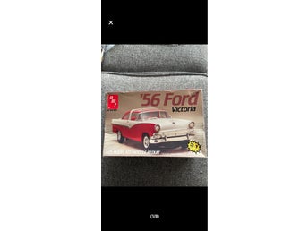 AMT '56 Ford Victoria modellbil byggsats