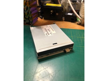 Panasonic JU-256A317P diskettenhet med datakabel
