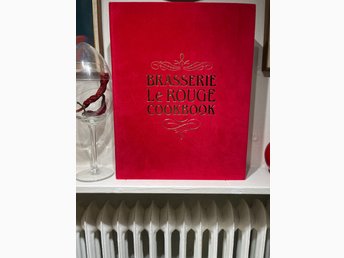Brasserie Le Rouge Cookbook | Köp på Tradera (704561219)