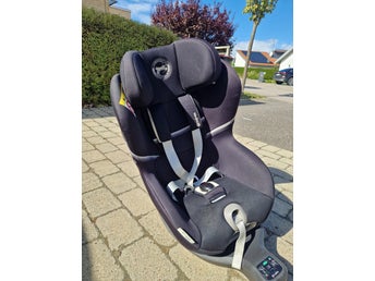 Roterbar Cybex Sirona S2 i-Size bilbarnstol med isofix