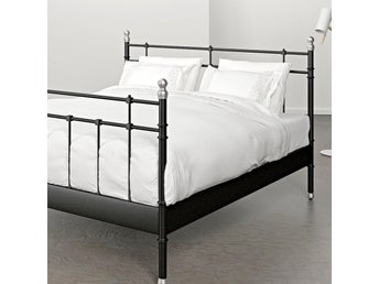 NY OÖPPNAD IKEA SVELVIK KOMPLETT SÄNG + HYLLESTAD MADRASS + Ribbotten + Mittbalk