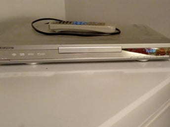 Grundig GDP 1100 DVD-spelare (Defekt) Reservdelar objekt