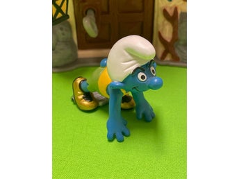 Smurf som sprinter i startposition… lekt skick…