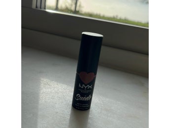 NYX Matte Läppstift (Soft Spoken)
