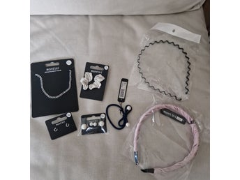 Paket med nya håraccessoarer & smycken – Montini m.m.