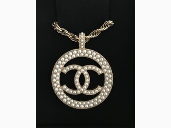 chanel halsband pris chanel halsband pris