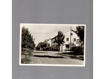 Motiv från Gårdsjö (Bensinpump)