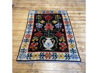 Semi Antik Ryamatta Rug