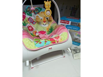 Fisher-Price Babysitter/Babygunga