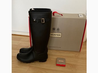 HUNTER gummistövlar strl 38 (dam).ENDAST ANVÄNDA VID ETT TILLFÄLLE! Nypris:900kr HUNTER gummistövlar strl 38 (dam).ENDAST ANVÄNDA VID ETT TILLFÄLLE! Nypris:900kr