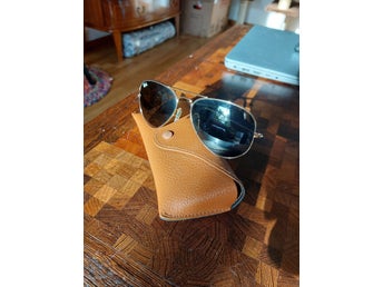 Ray-Ban Aviator solglasögon med fodral. Fynd!
