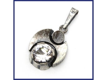 Hänge, 925 silver, vit sten (vikt 4,4g)