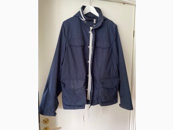 Herrjacka sommar storlek Medium (409487984) ᐈ Köp på Tradera Herrjackor och ytterkläder storlek Medium